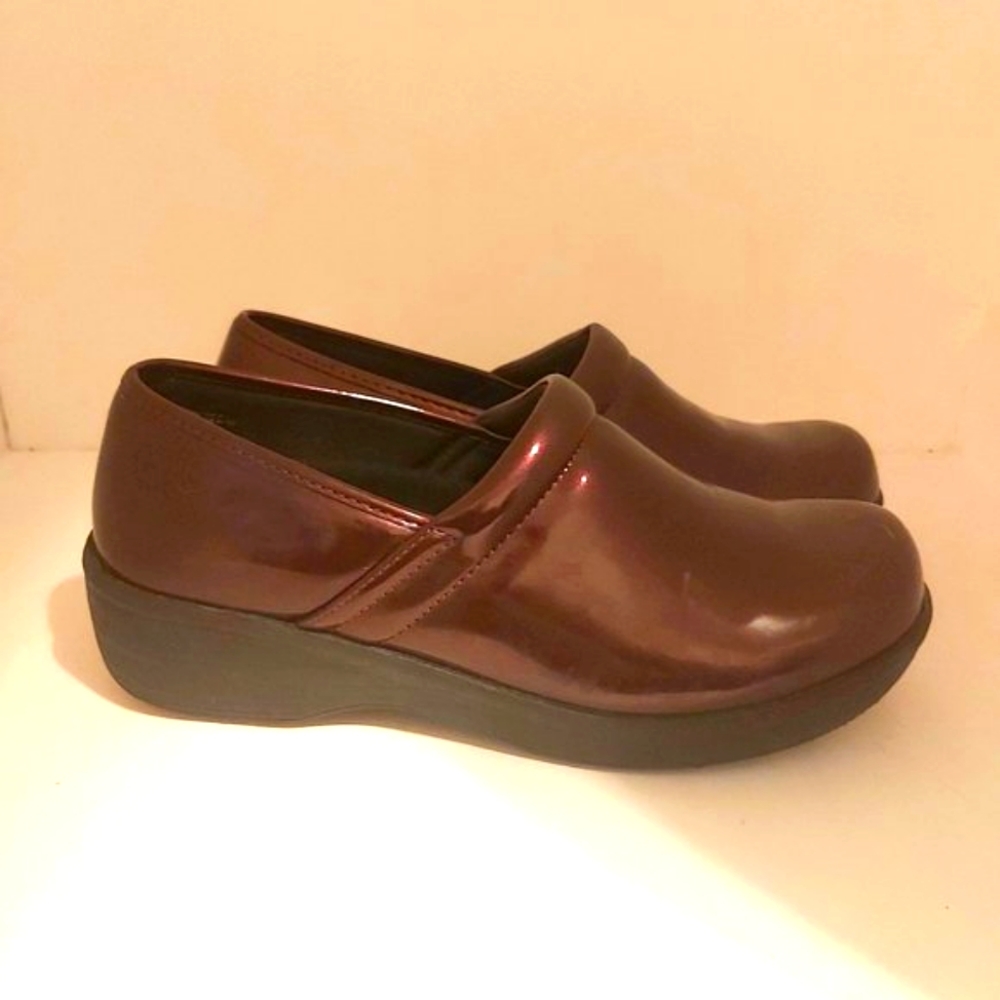 SAFE T STEP | Women's Comfort Clogs Shoes Size 9